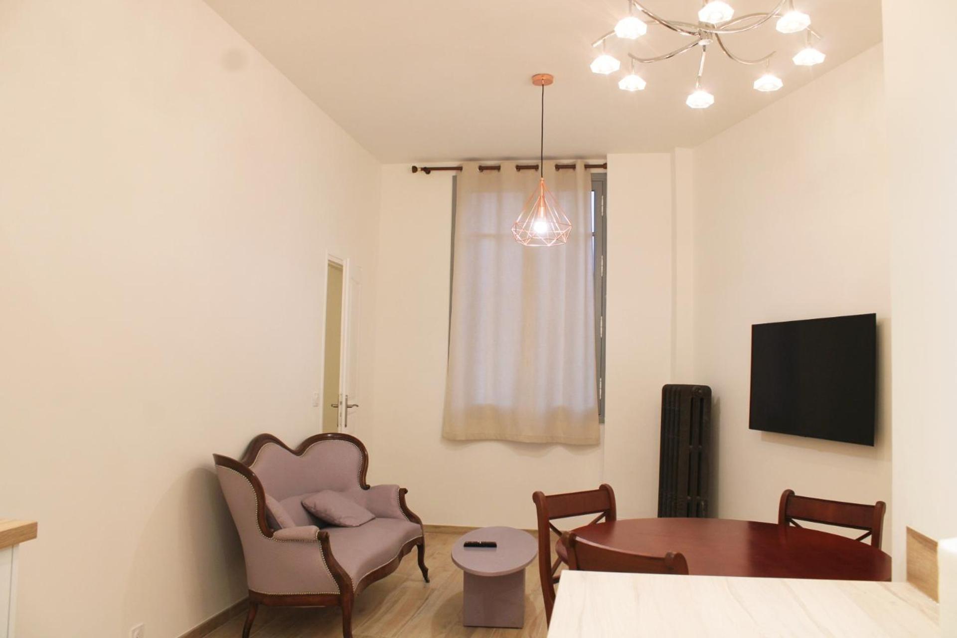 Versailles Direct Royal 4 Pers Apartment Exterior photo